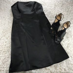 ANN TAYLOR PETITES- STRAPLESS A-LINE